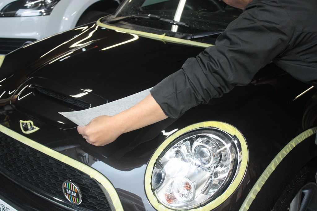 MINI クリーニング 施工の様子
