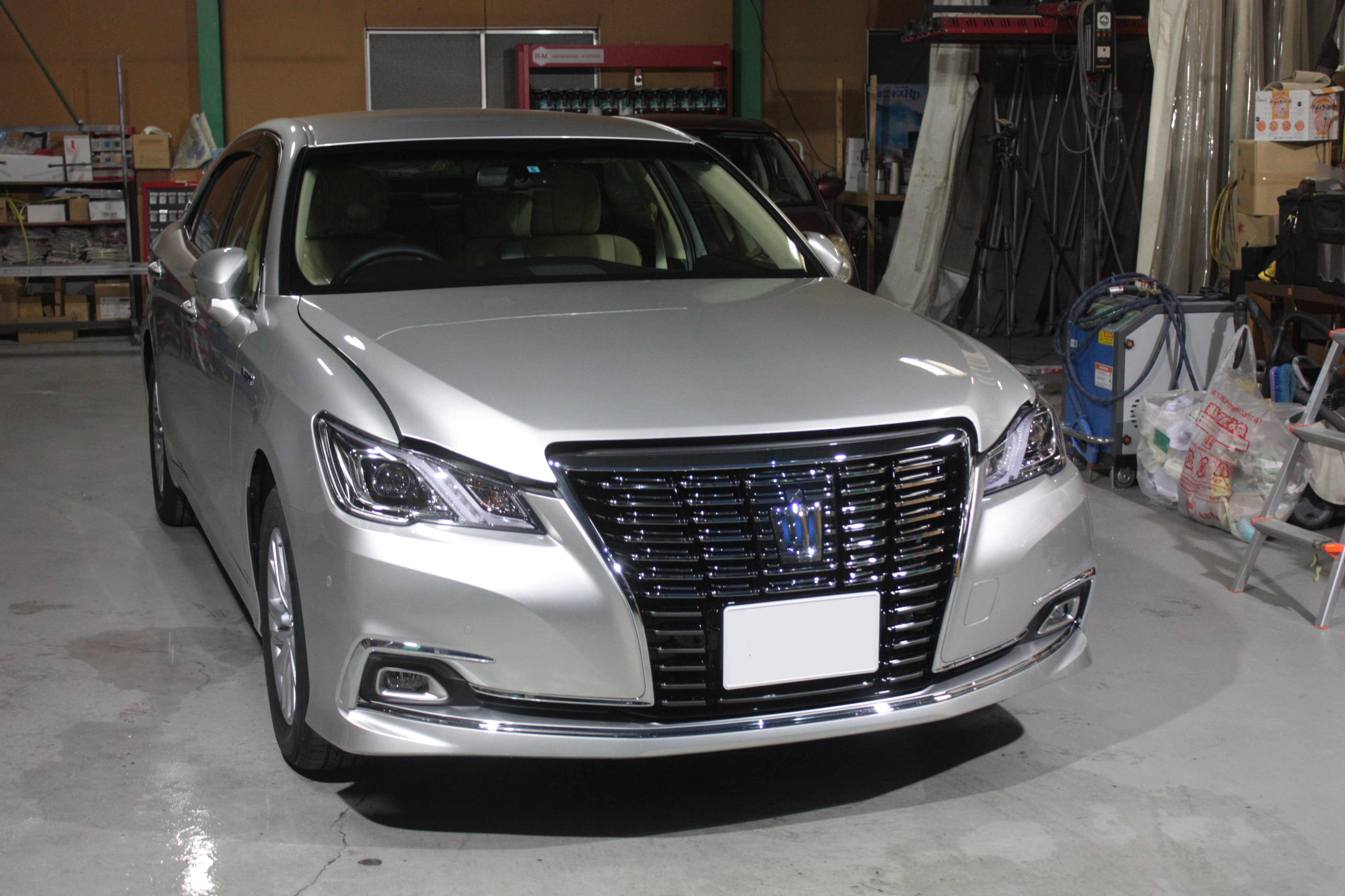 トヨタ クラウンHV 施工写真 (1)