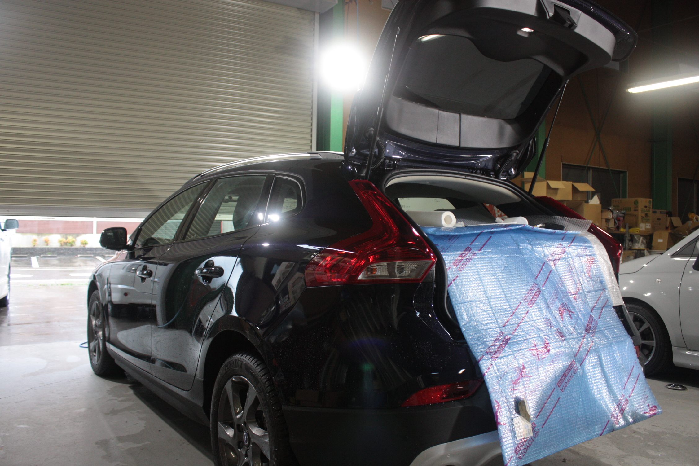 ボルボ V40 施工写真 (8)