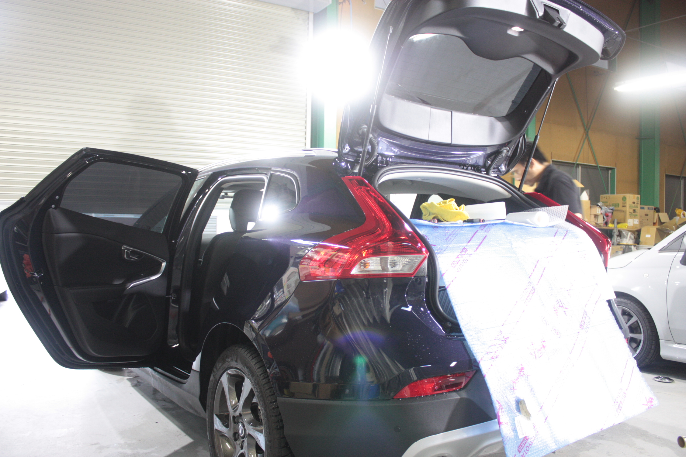 ボルボ V40 施工写真 (11)