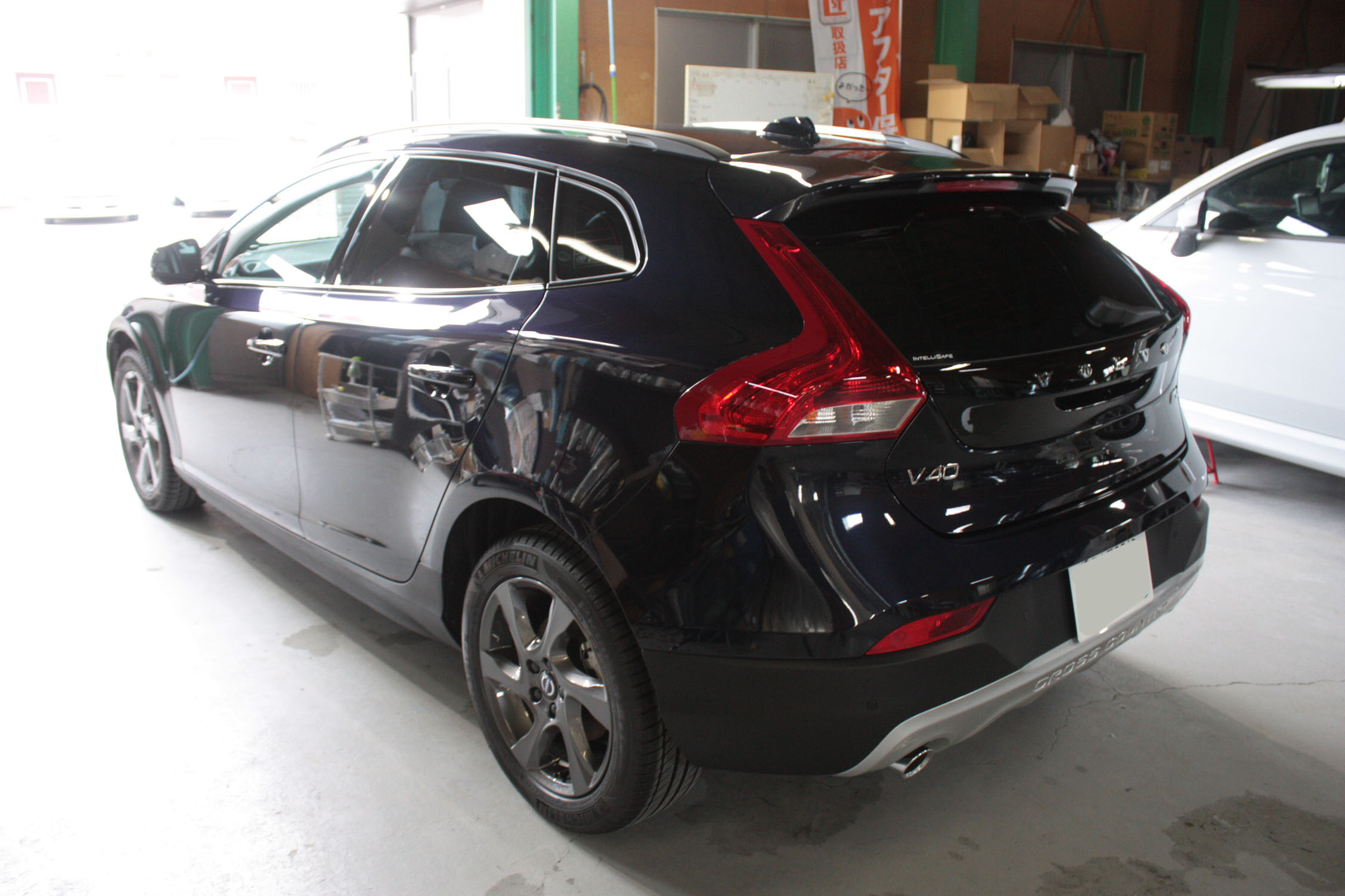 ボルボ V40 施工写真 (23)