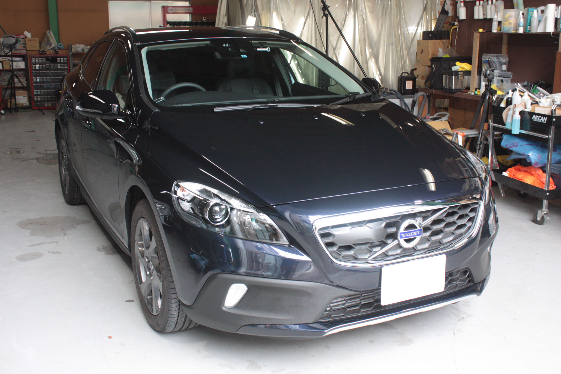 ボルボ V40 施工写真 (1)