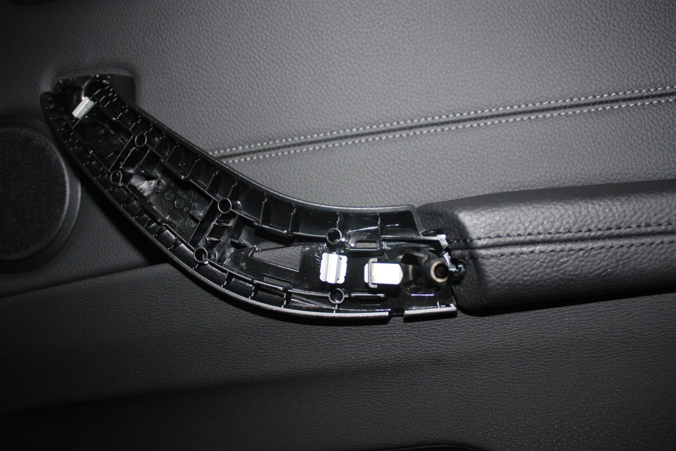 BMW X1 施工写真 (11)