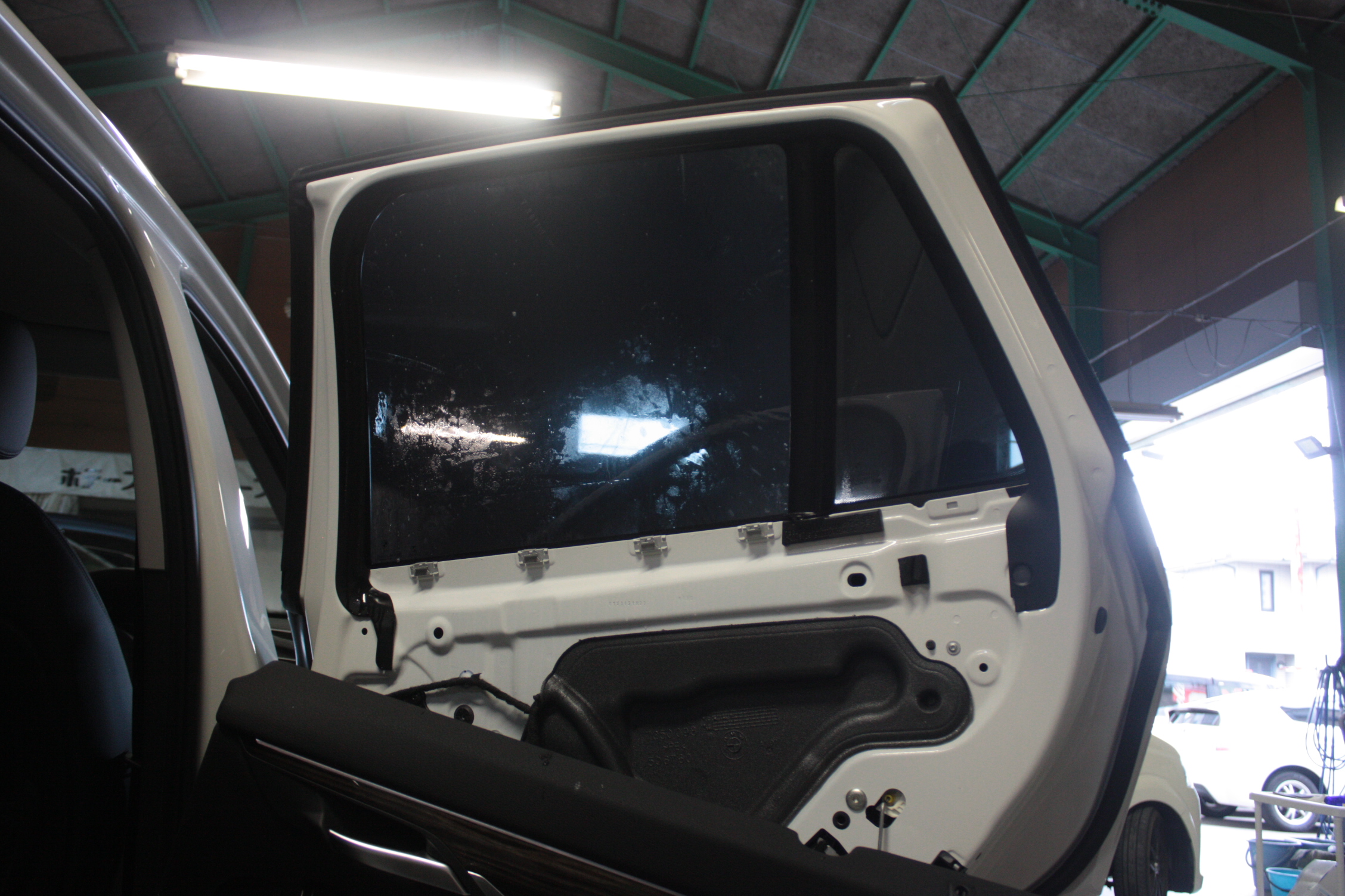 BMW X1 施工写真 (13)