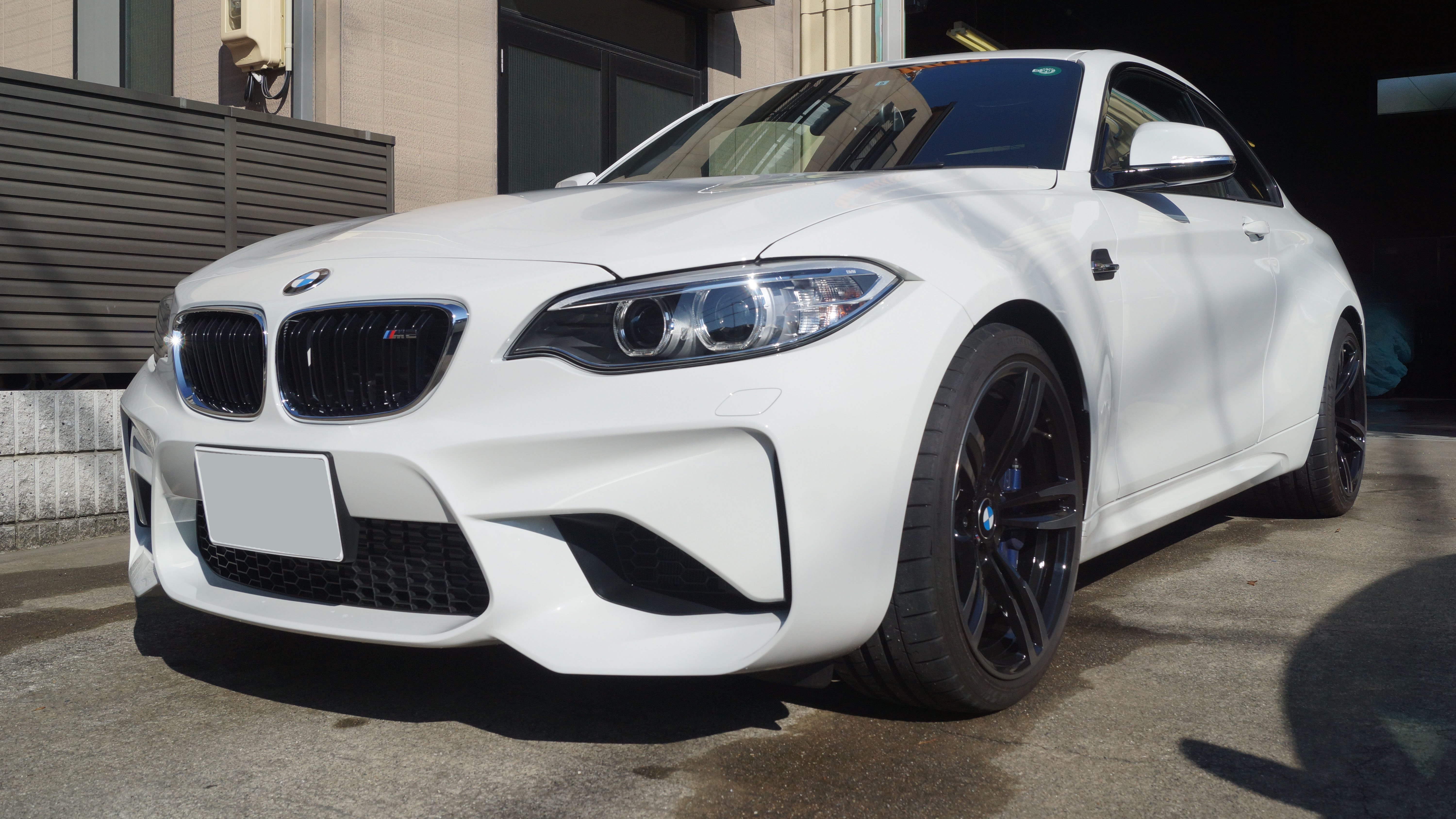 BMW M2 施工写真 (9)