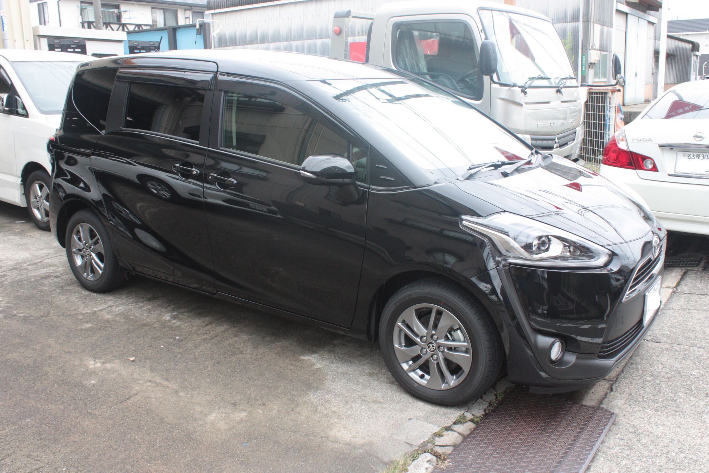 トヨタ シエンタ新車 施工写真 (6)