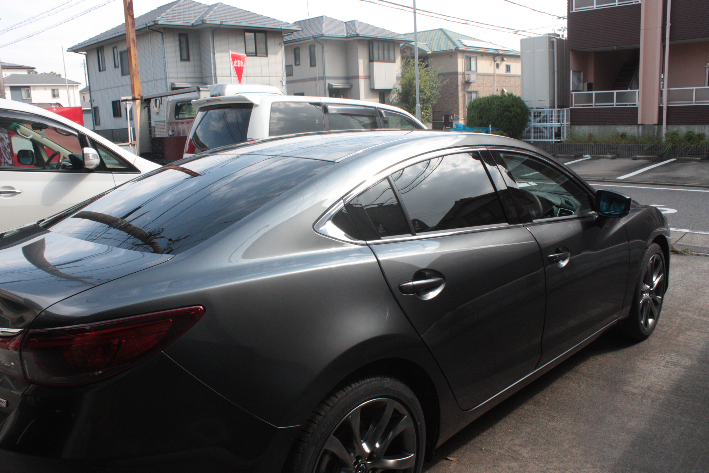 マツダ アテンザ新車 施工写真 (3)
