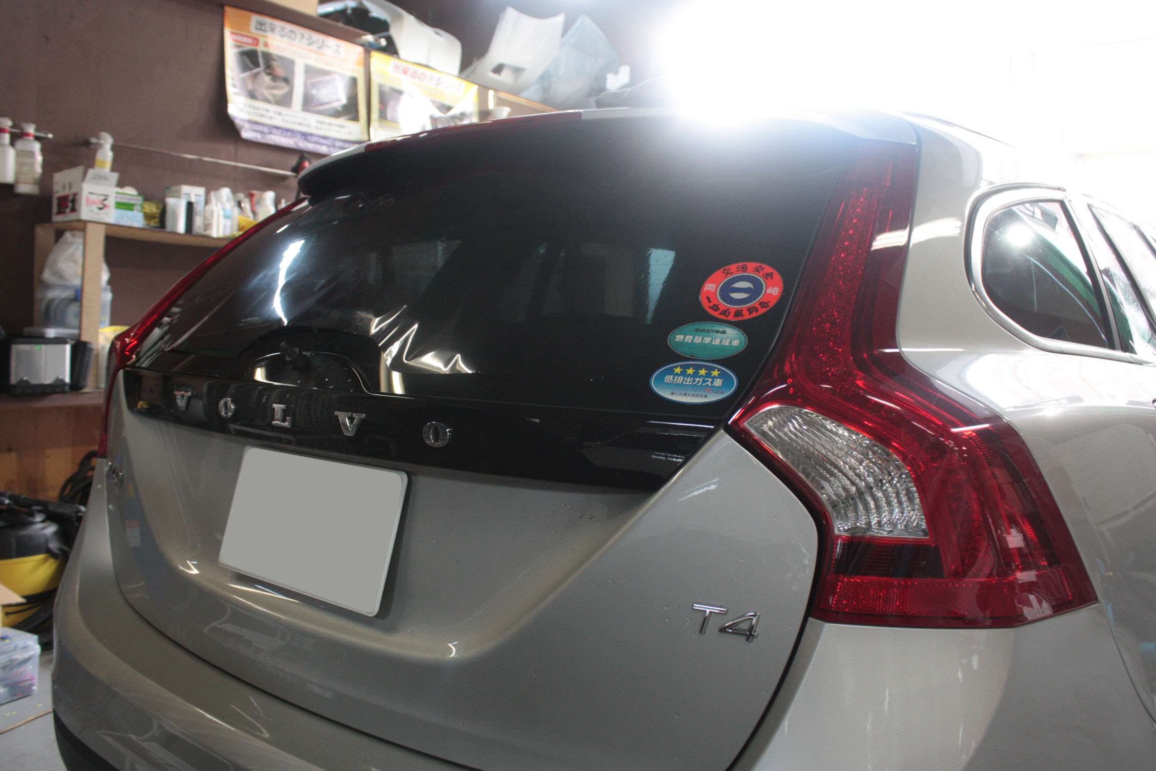 ボルボ V60 施工写真 (1)