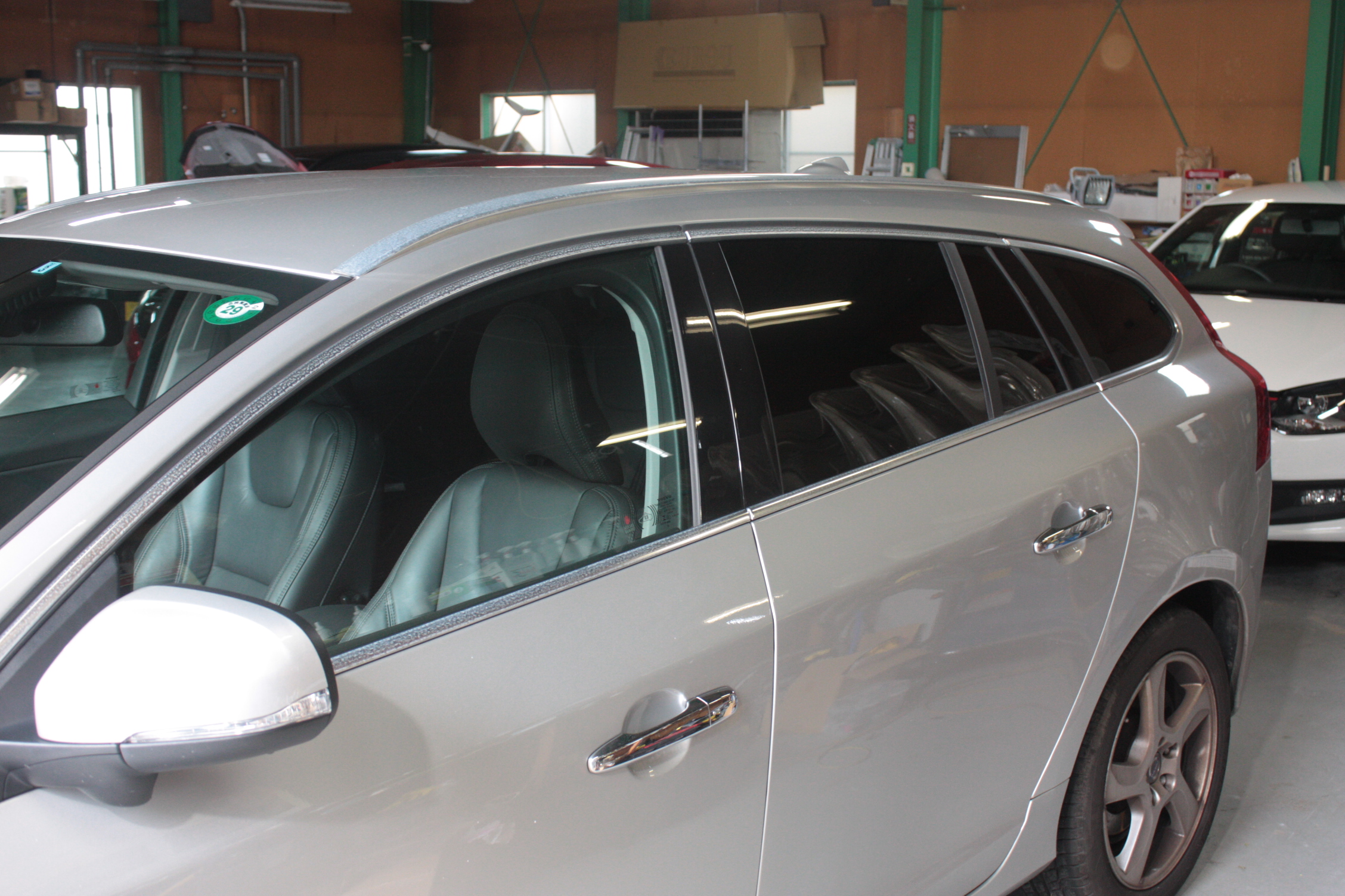 ボルボ V60 施工写真 (15)
