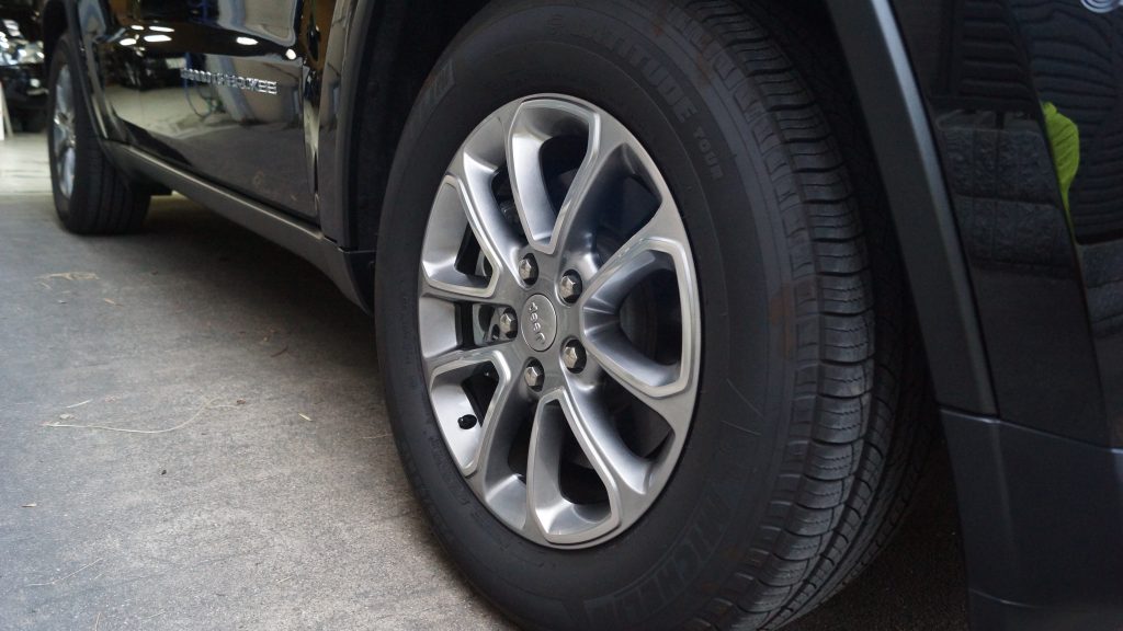 ジープ Grandchrokee 施工写真 (4)