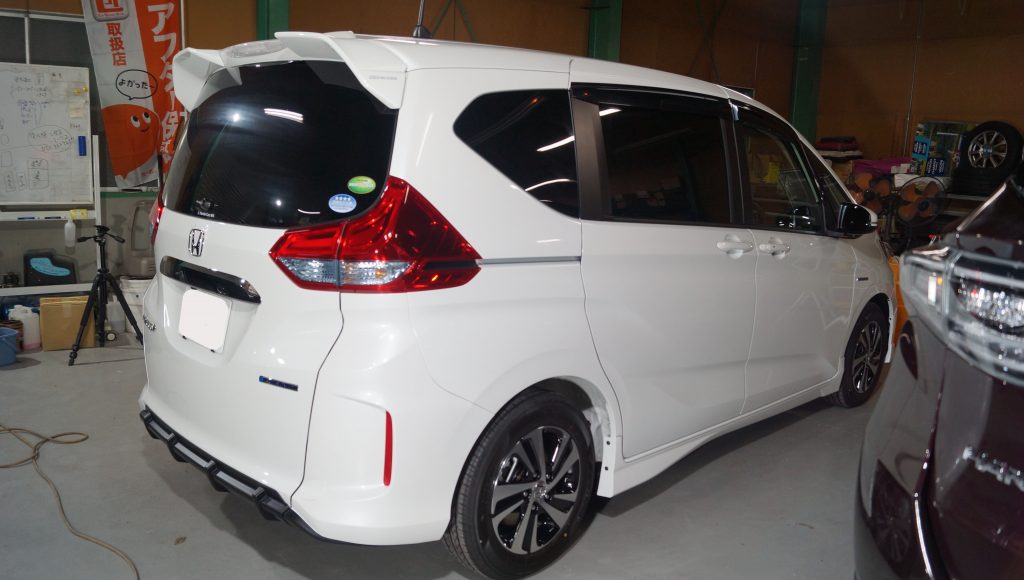 ホンダ フリード+ 施工写真 (12)