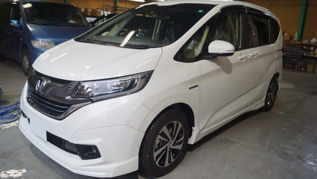 ホンダ フリード+ 施工写真 (2)