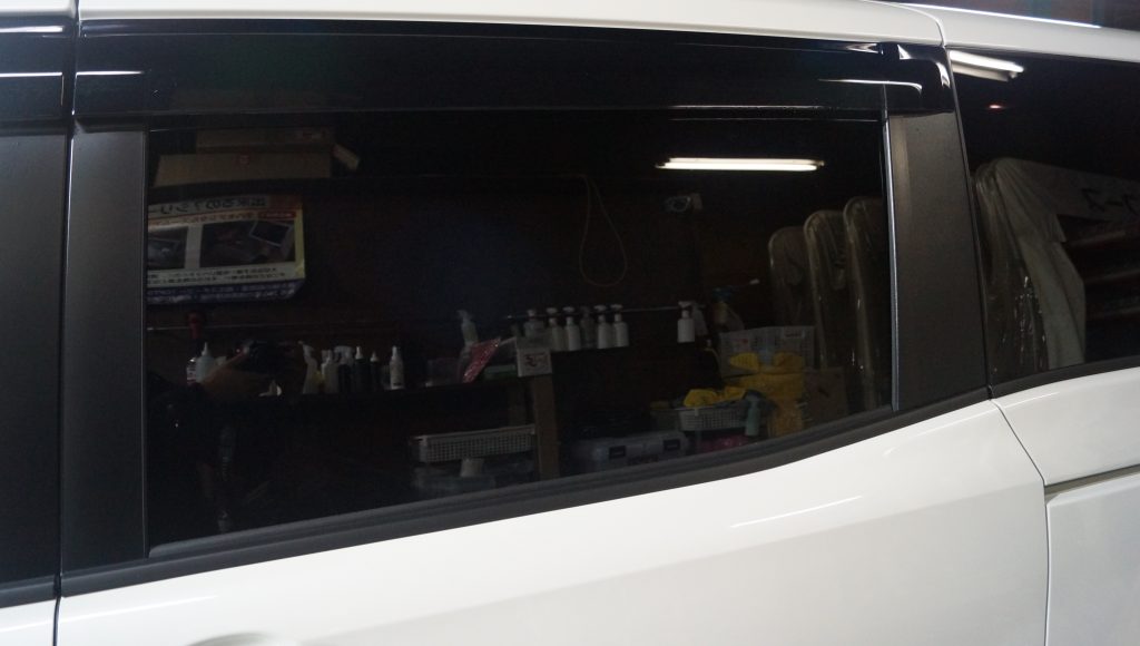 トヨタ VOXY 施工写真 (5)
