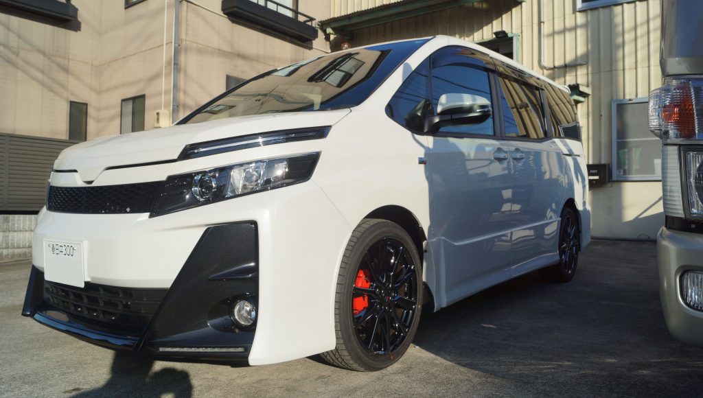 トヨタ VOXY 施工写真 (15)