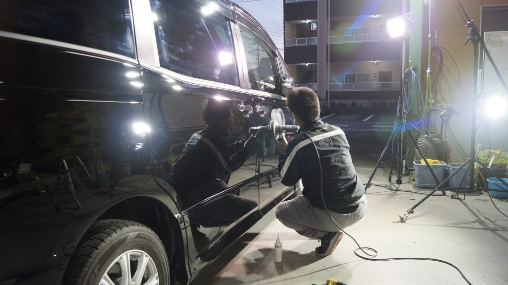 トヨタ VOXY2台 施工写真 (29)