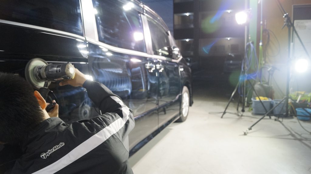 トヨタ VOXY2台 施工写真 (30)
