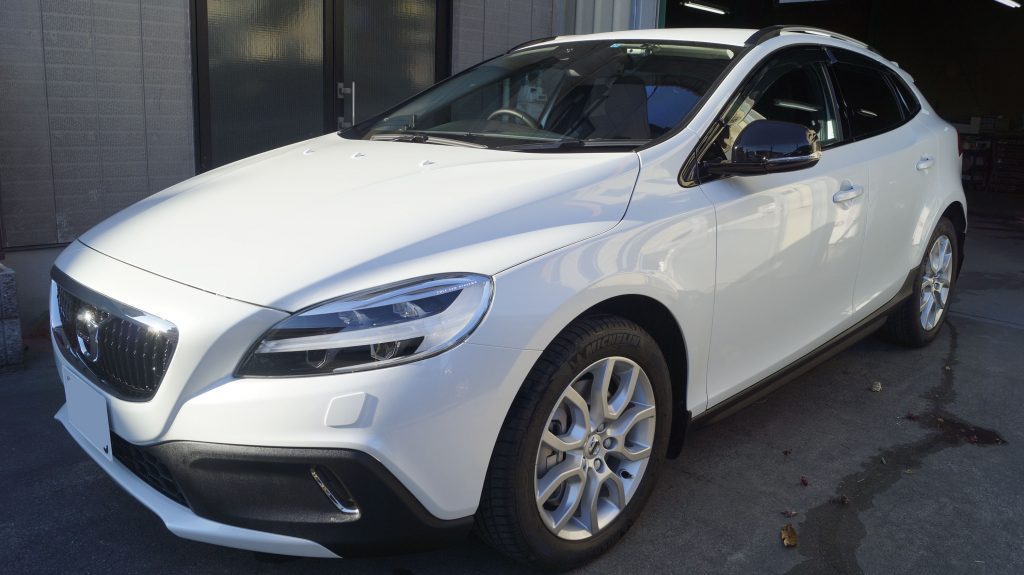 ボルボ V40 施工写真 (1)