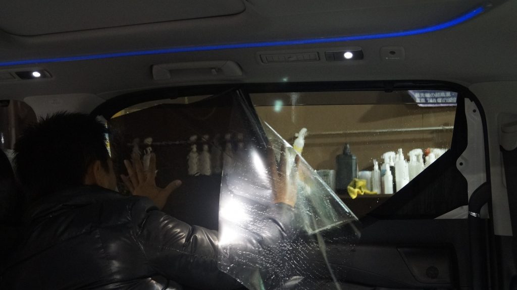 トヨタ ヴェルファイア 施工写真 (8)
