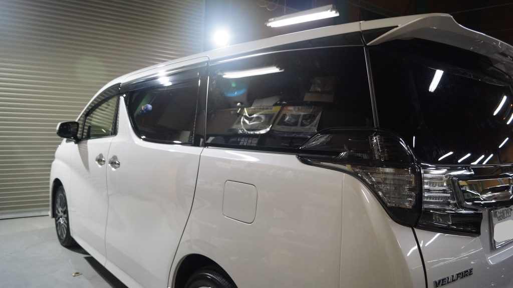 トヨタ ヴェルファイア 施工写真 (11)