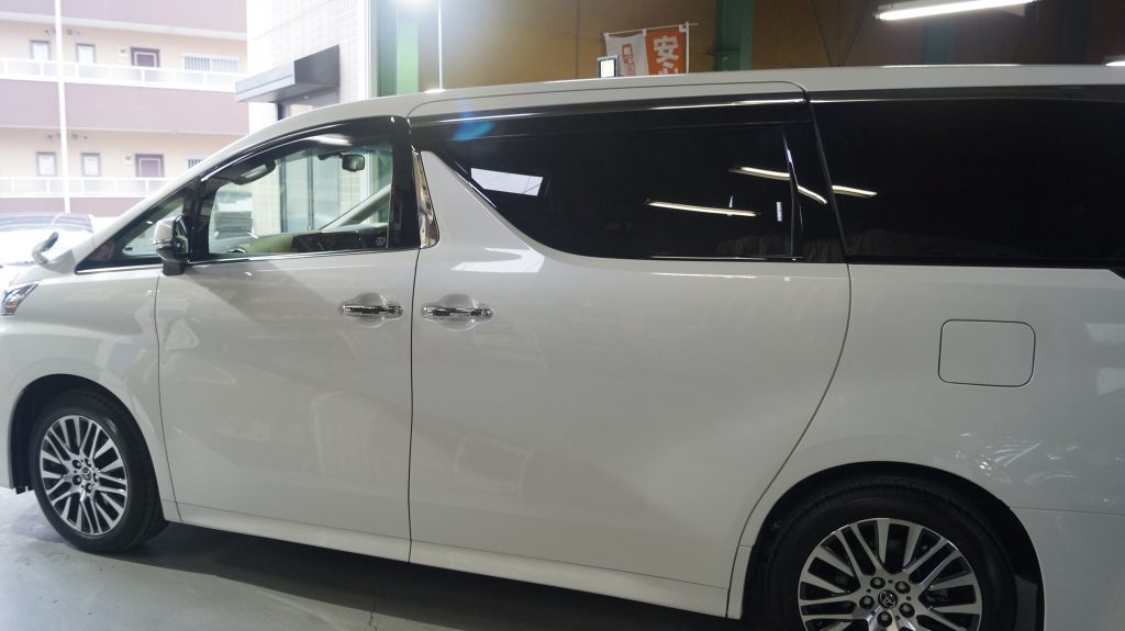 トヨタ ヴェルファイア 施工写真 (15)