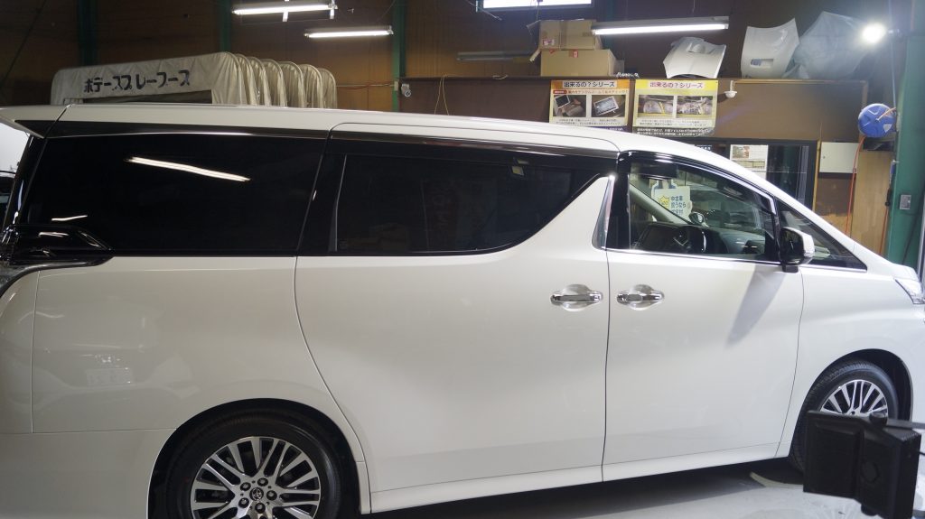 トヨタ ヴェルファイア 施工写真 (17)