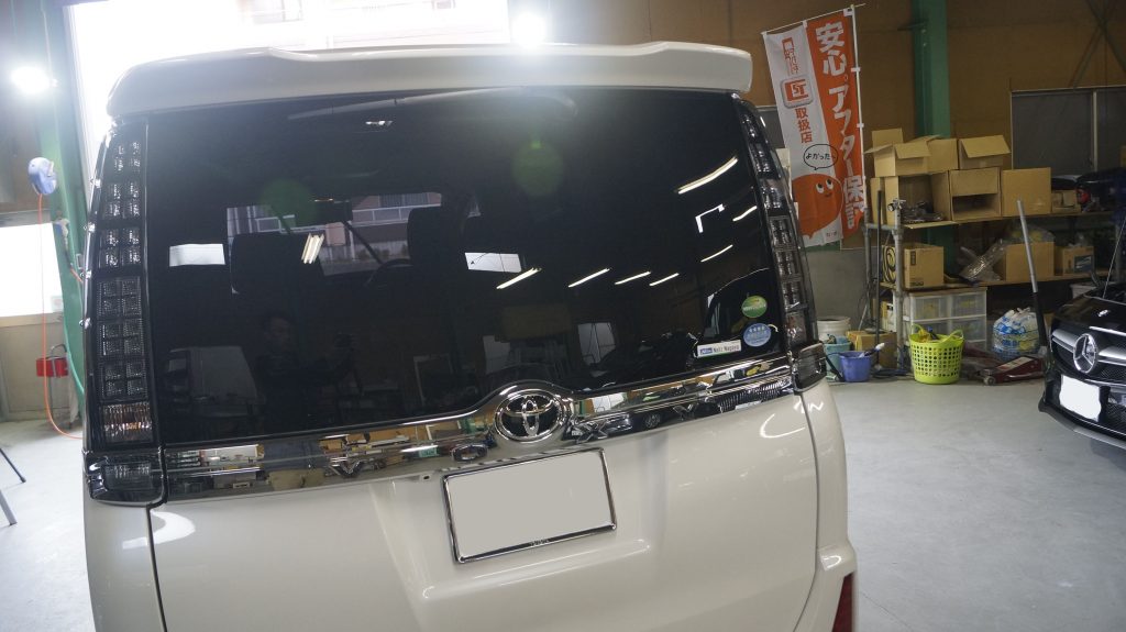 トヨタ VOXY 施工写真 (5)