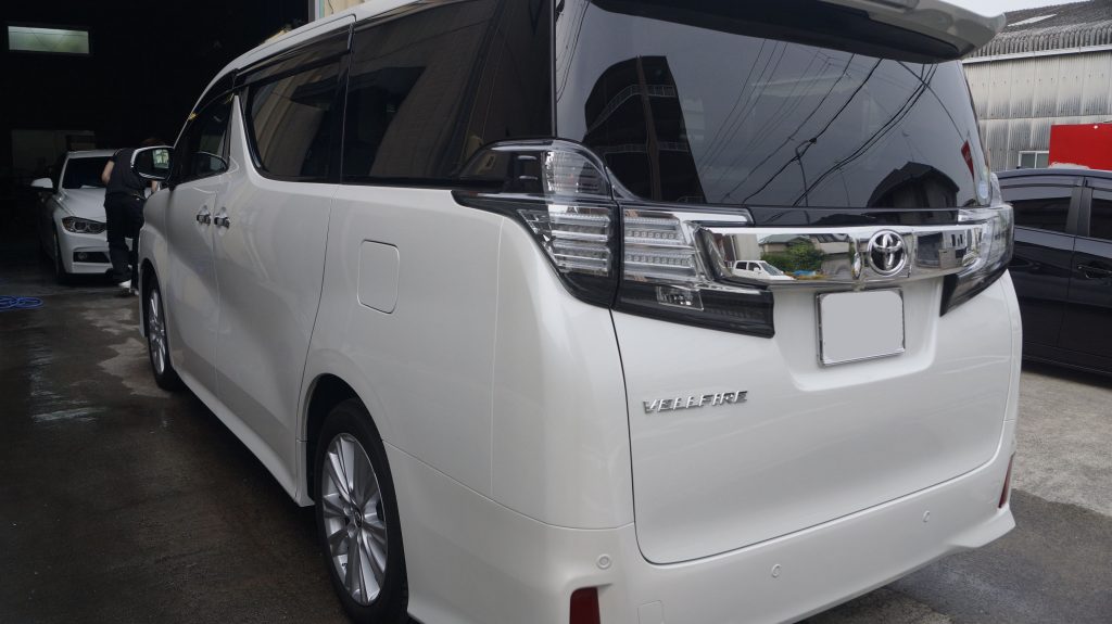 トヨタ ヴェルファイア 施工写真 (4)