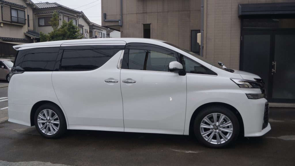 トヨタ ヴェルファイア 施工写真 (6)