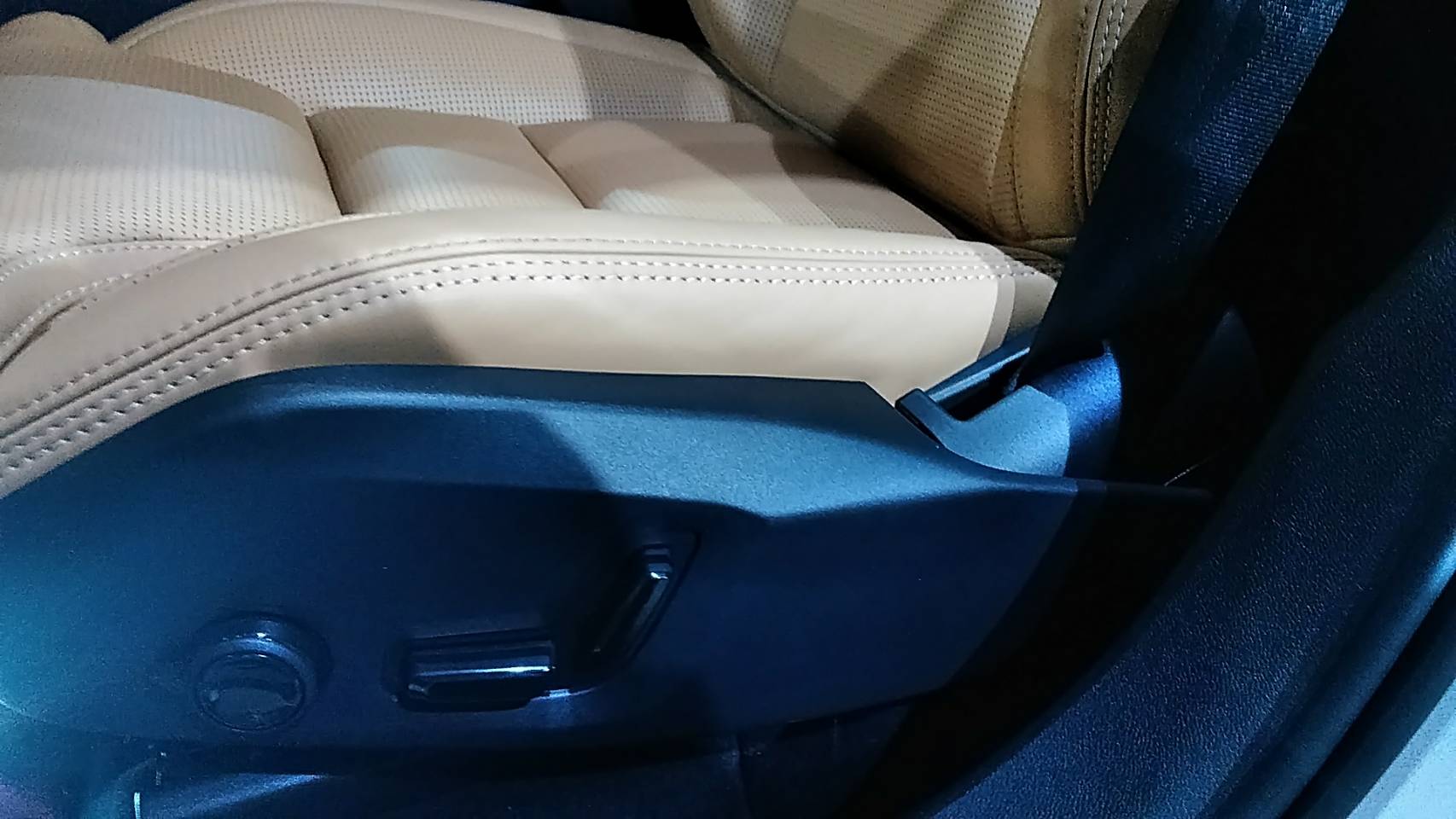 レクサス 施工写真 (9)