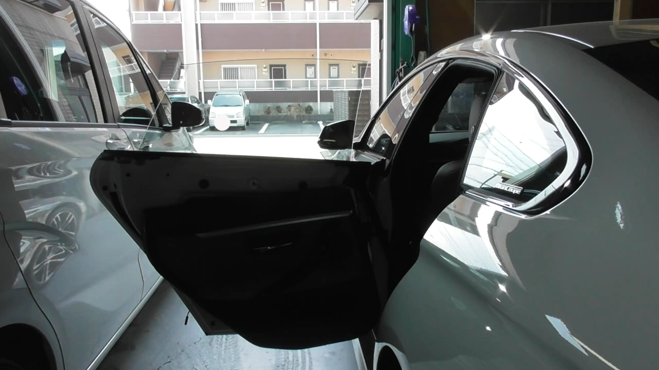 BMW 施工写真 (1)