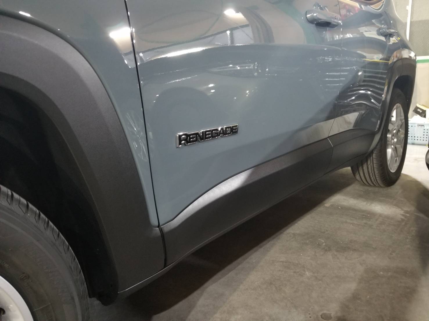 ジープ 施工写真 (4)