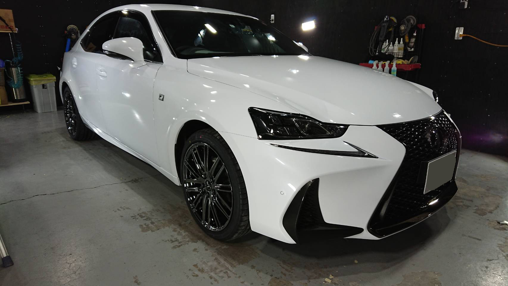 レクサス 新型IS300h 施工写真 (14)
