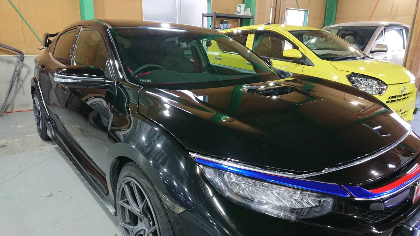 ホンダ CIVIC 施工写真 (1)