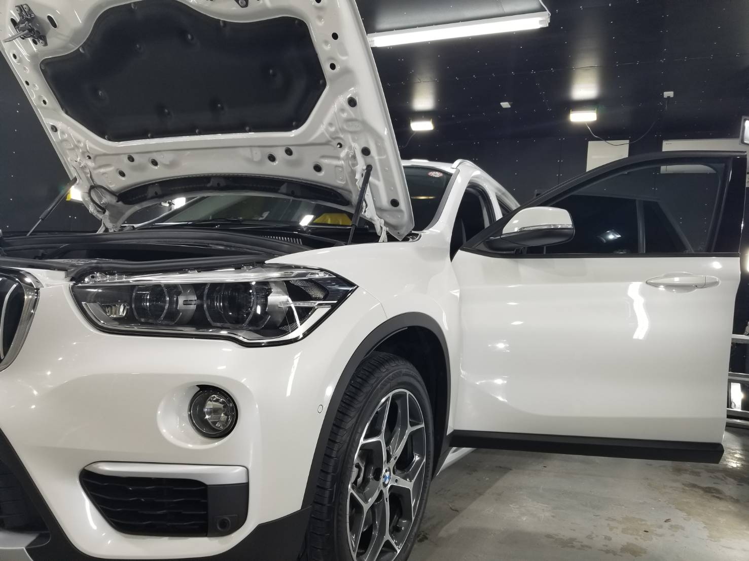 BMW X1 施工写真 (1)