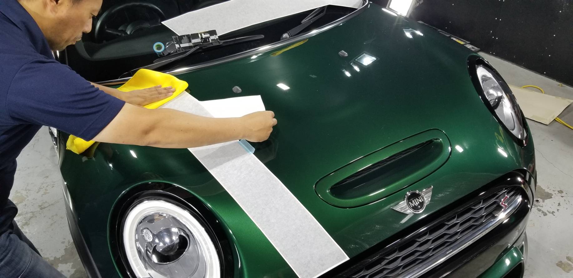 MINI ジョンクーパーワークスの経年劣化を復活 施工写真 (9)