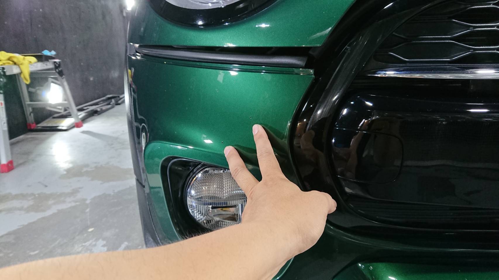 MINI ジョンクーパーワークスの経年劣化を復活 施工写真 (25)