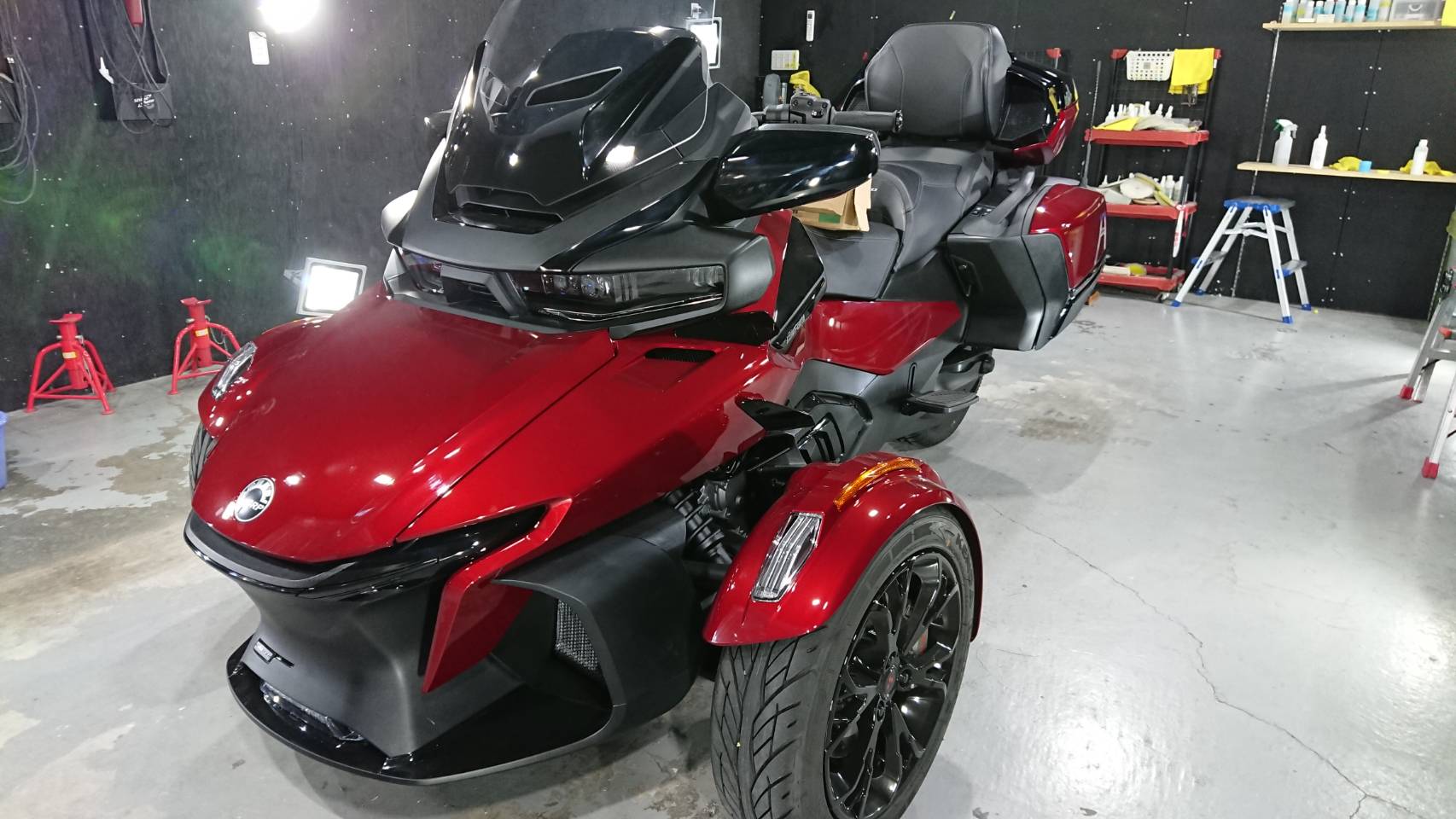 三菱 施工写真 (2)