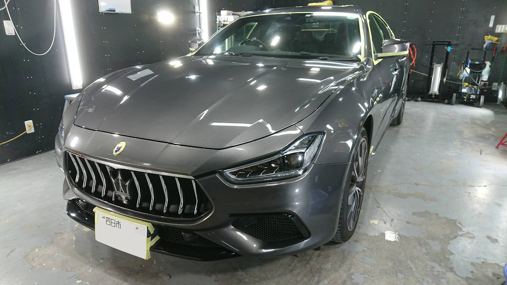 マセラティ 施工写真 (1)