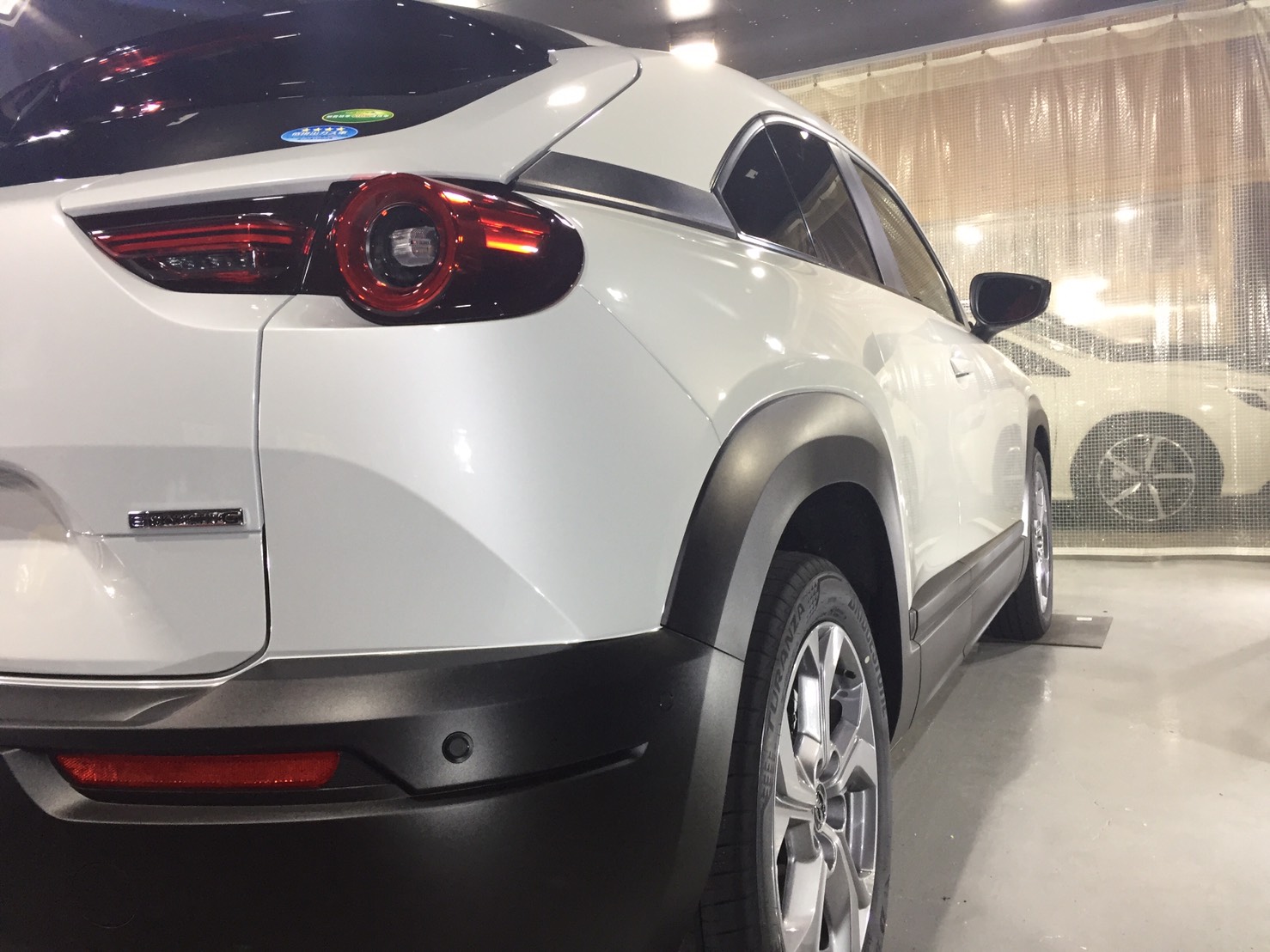 マツダ MX30 施工写真 (7)