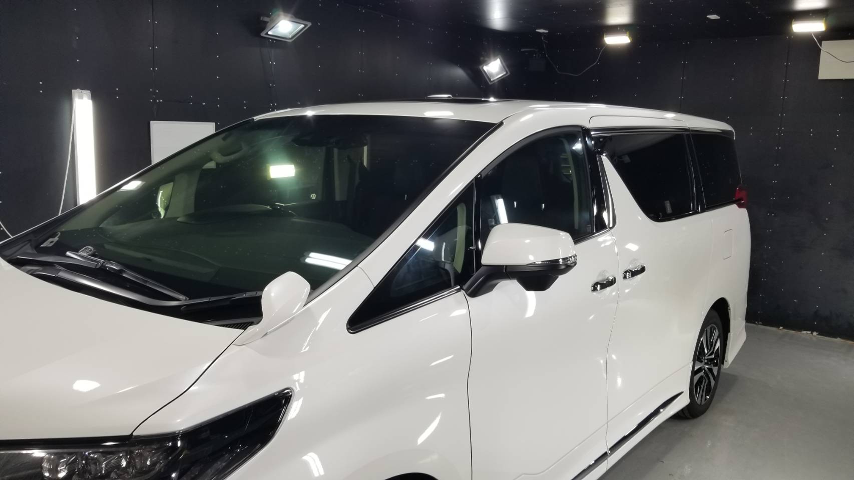 トヨタ アルファード 施工写真 (6)