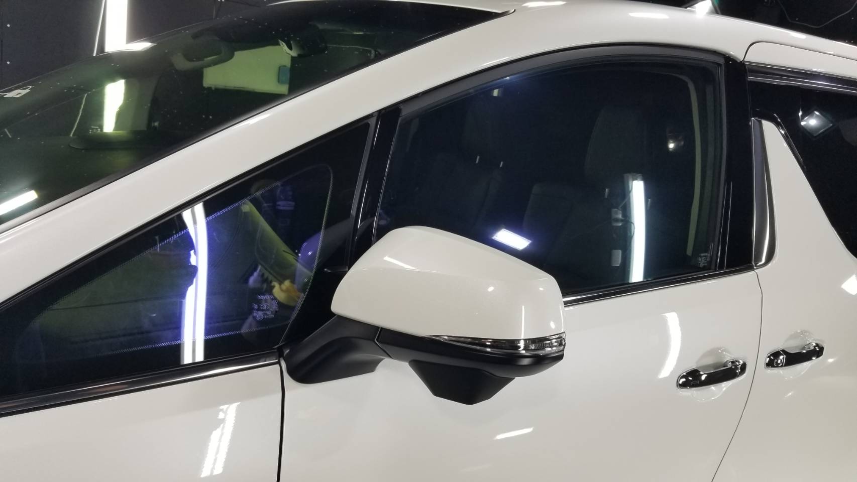 トヨタ アルファード 施工写真 (7)