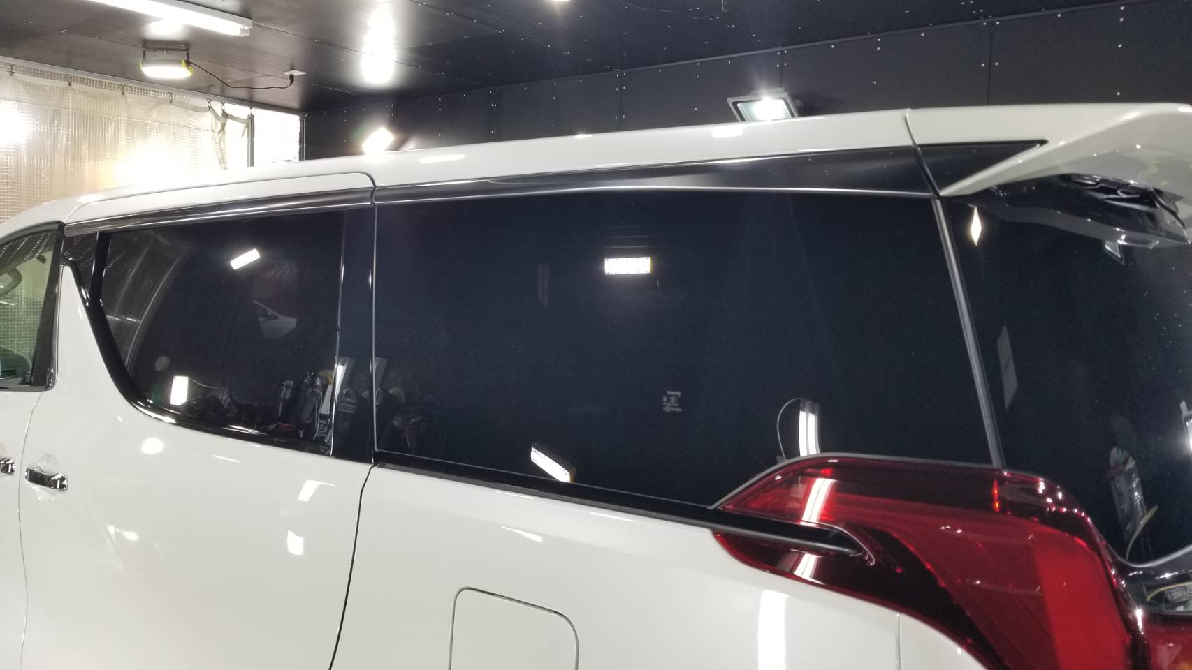 トヨタ アルファード 施工写真 (8)
