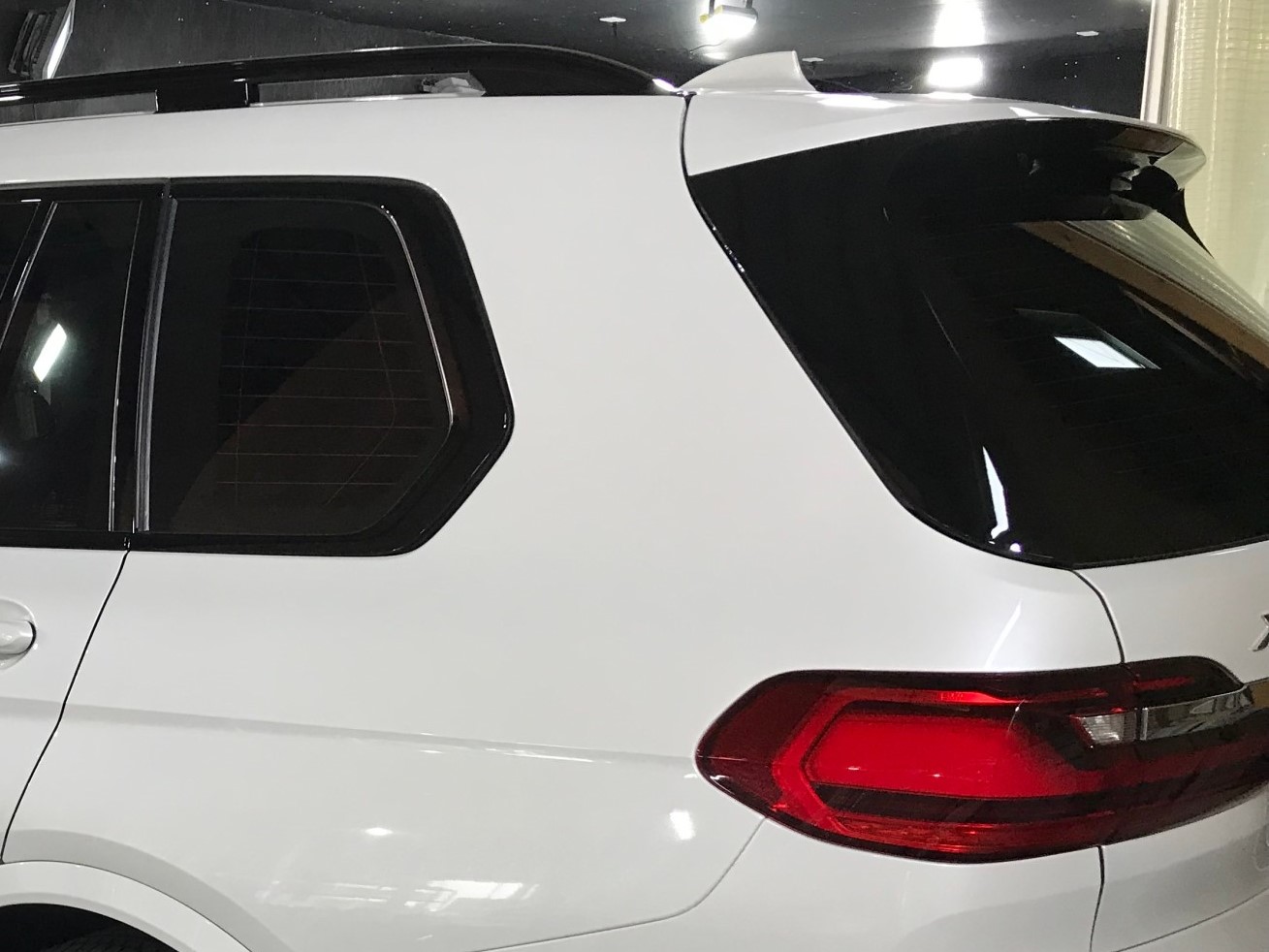 BMW X7 施工写真 (4)