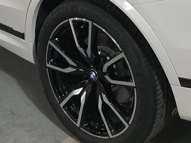 BMW X7 施工写真 (5)