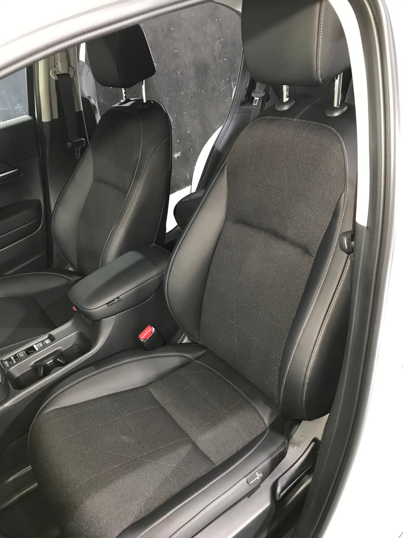 ホンダ ヴェゼル 施工写真 (7)