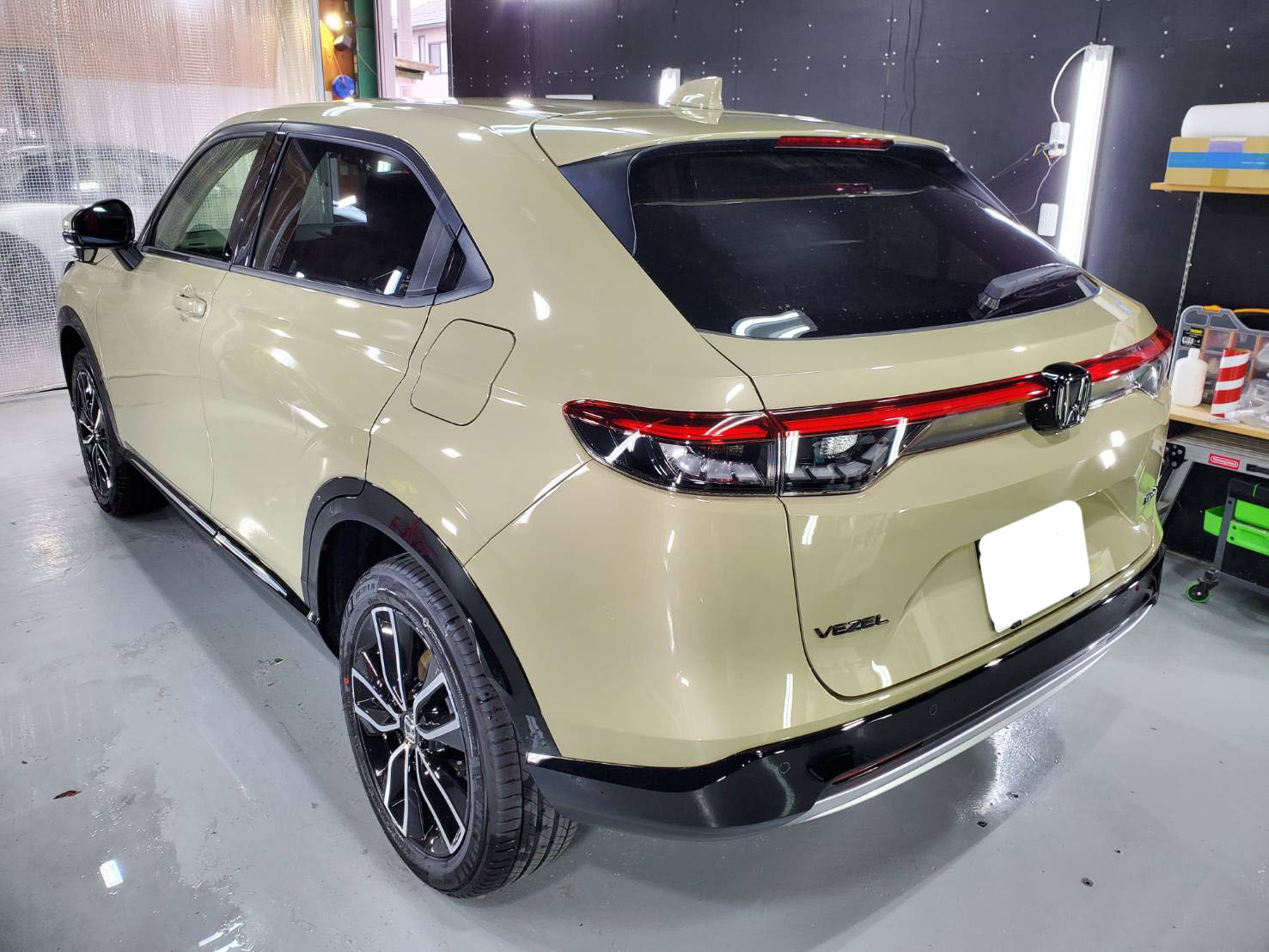 ホンダ ヴェゼル 施工写真 (2)