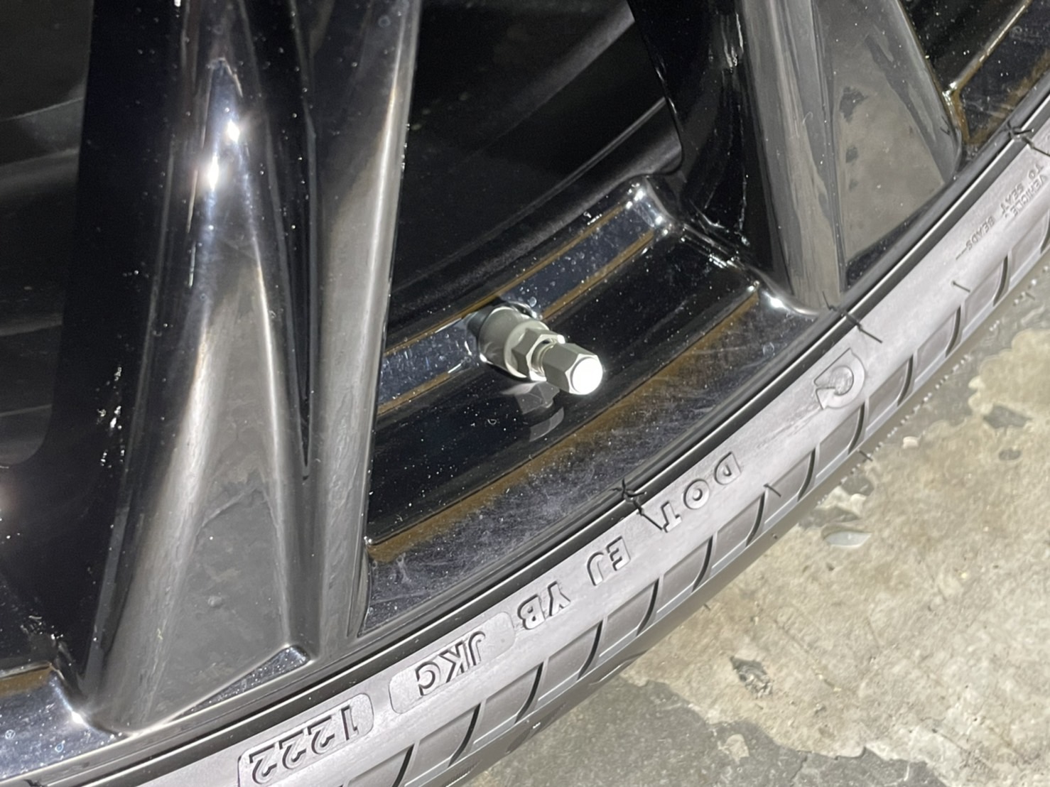 レクサス NX450SPORT 施工写真 (1)