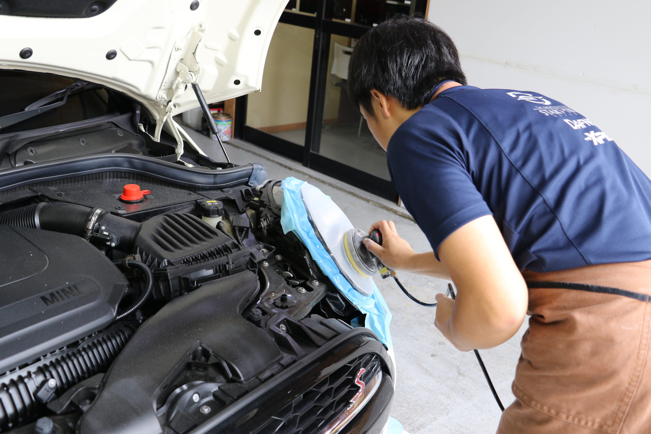 MINI ヘッドライト研磨 施工写真 (11)