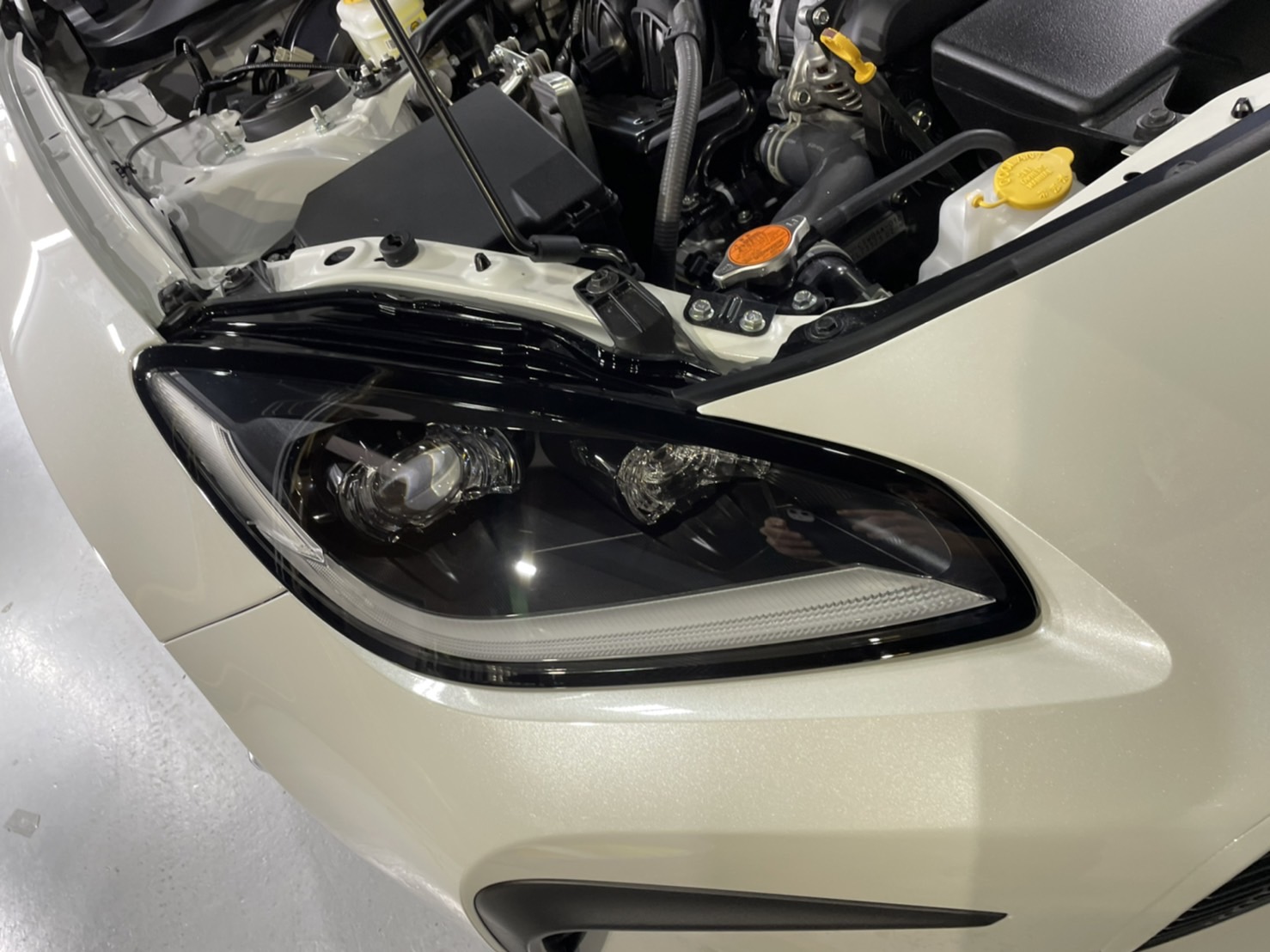トヨタ GR86 施工写真 (1)