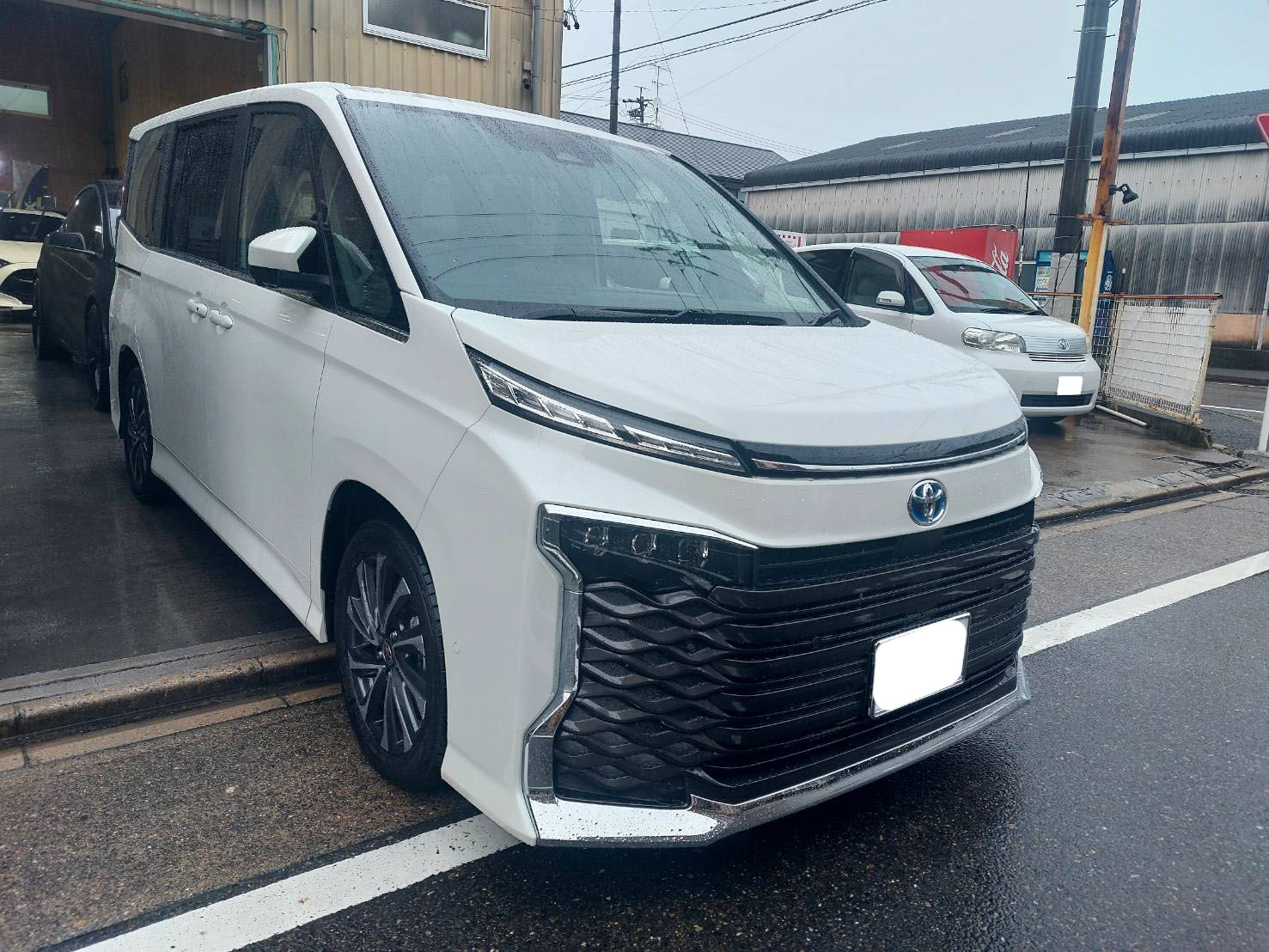 トヨタ VOXY 施工写真 (1)